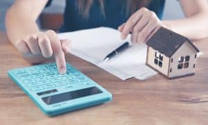 Taux immobiliers qui remontent : pourquoi cette ligne dans votre promesse de vente est devenue vitale