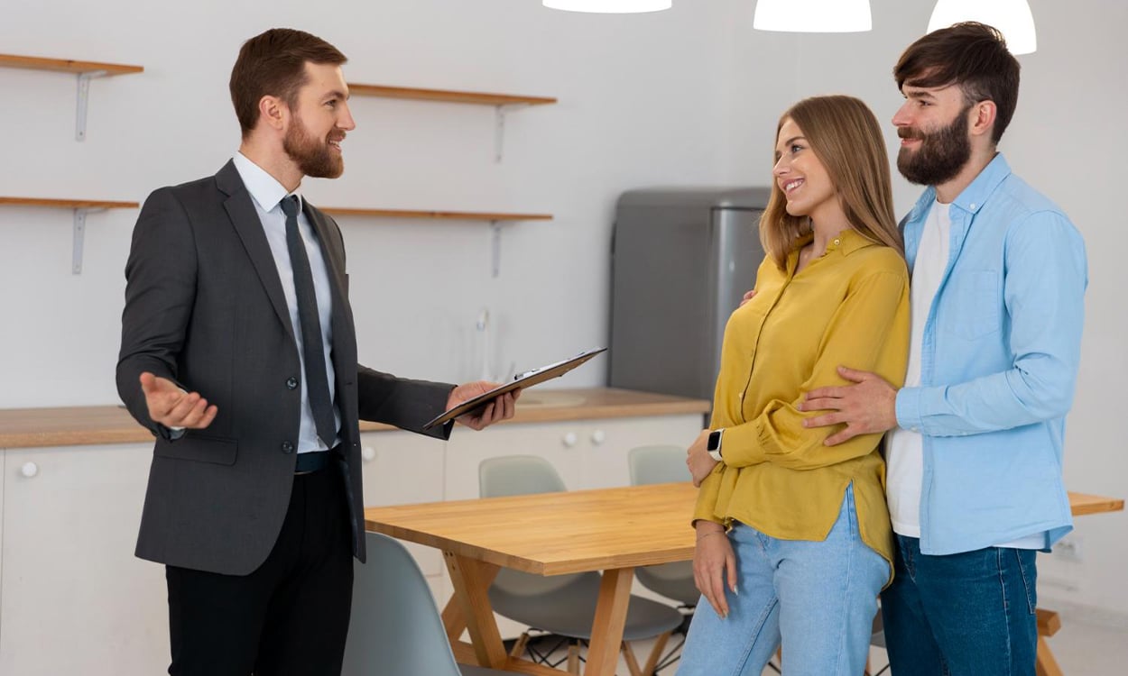 Investir dans l&rsquo;immobilier : les atouts et pièges de la location meublée