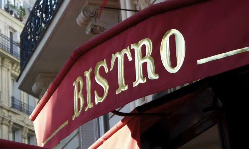 Le haut-vent d'un bistro parisien