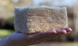 « Le confort est dingue ! » : ce nouvel isolant thermique fait un carton dans les maisons anciennes