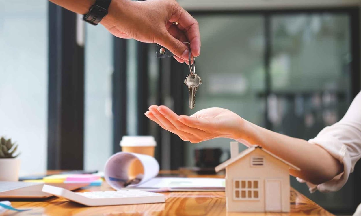 Transmission des clés d'un bien suite à un achat immobilier