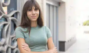Investir en SCI à l’IS : Immeuble de rapport, comment Julie dégage 230 € de cash-flow net par mois, impôts compris