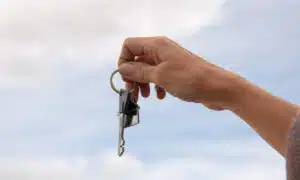 Copropriété : «Nos mensualités ont doublé en 1 an», la mauvaise surprise de ceux qui ont oublié de poser la question des charges lors de l’achat de leur appartement